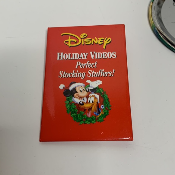 Bundle of Disney Pins | Aristocats Snow White Mickey Christmas | Collectors Pins - Picture 3 of 6